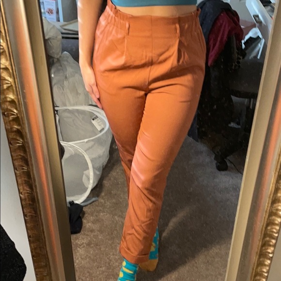❌SOLD❌High-waisted pants - Picture 3 of 4